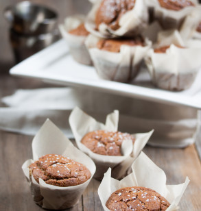 Cinnamon Applesauce Muffins
